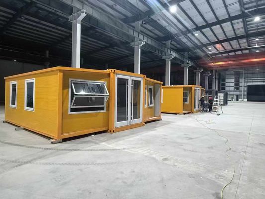 سیستم لوله کشی از پیش نصب شده خانه کانتینر قابل گسترش با عایق فوم پلی اورتان و درب امنیتی فولادی